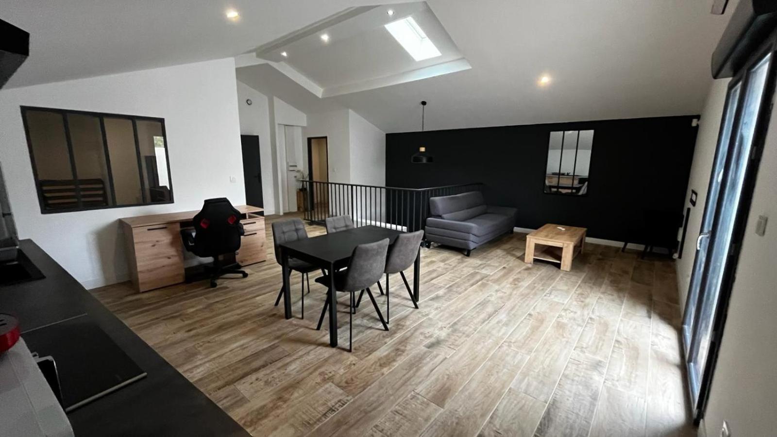 Spacieux T2, Residence Charles Trenet Narbonne Room photo